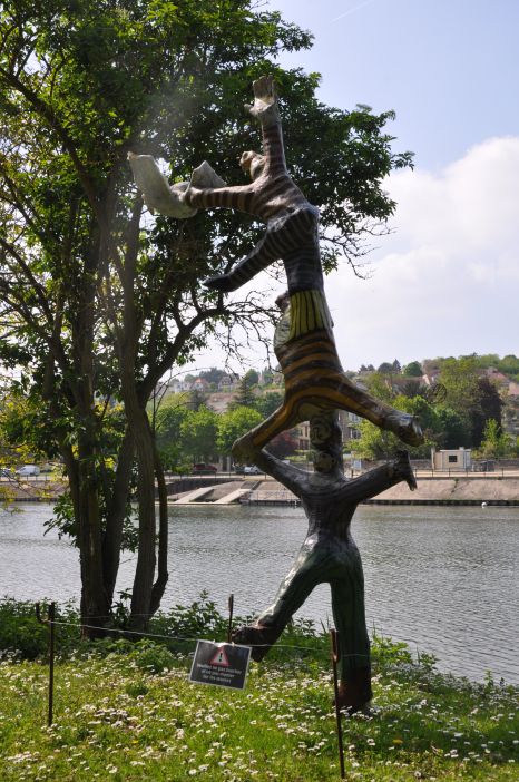 Les acrobates de Kambach_Sculptures en l&#039;île 2019