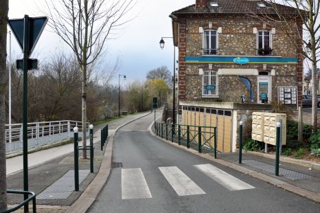 Promenade le long des bords de Seine